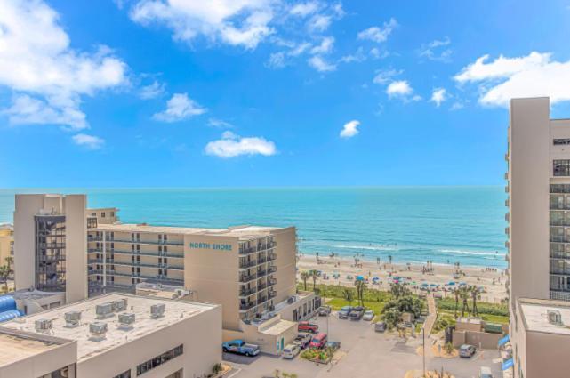 Spacious 2 Bedroom Condo- Dunes 2451 Holiday home