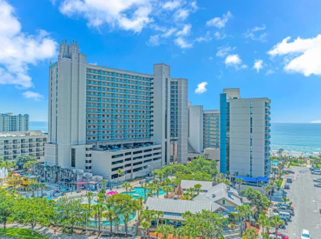 Spacious 2 Bedroom Condo- Dunes 2451 Myrtle Beach