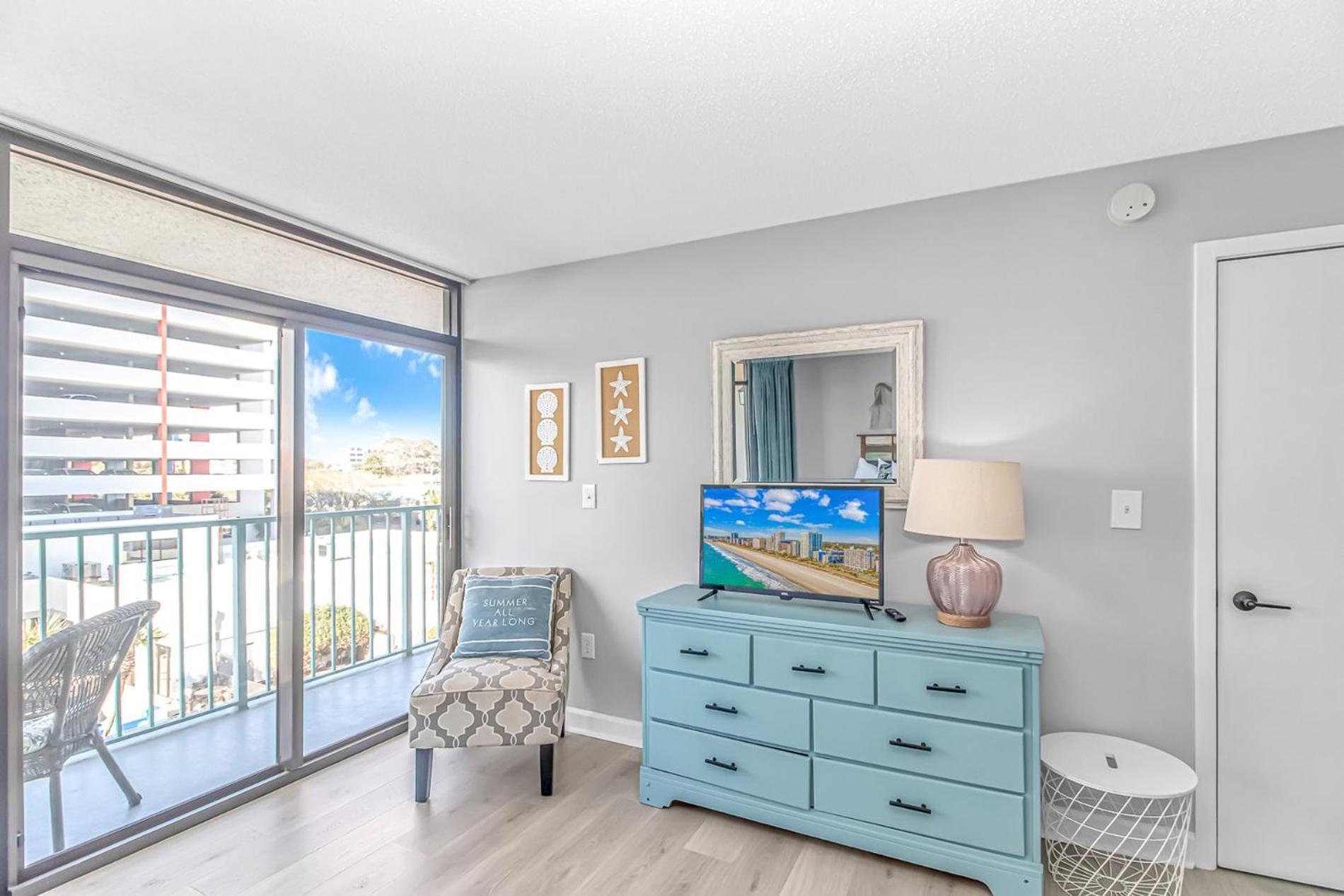 Holiday home Spacious 2 Bedroom Condo- Dunes 2451 *