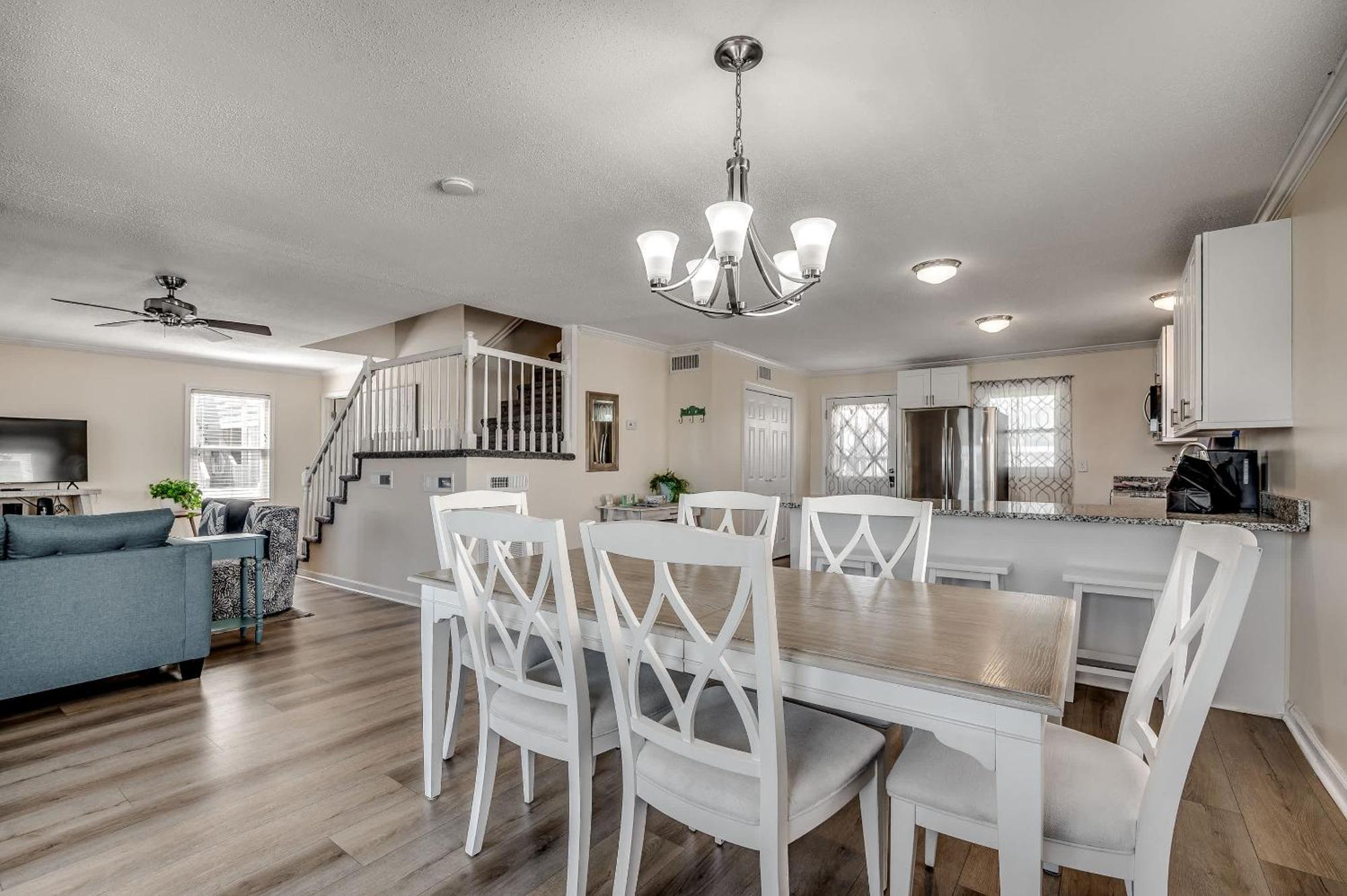 Holiday home Modern House With Stunning Views North Myrtle Beach
