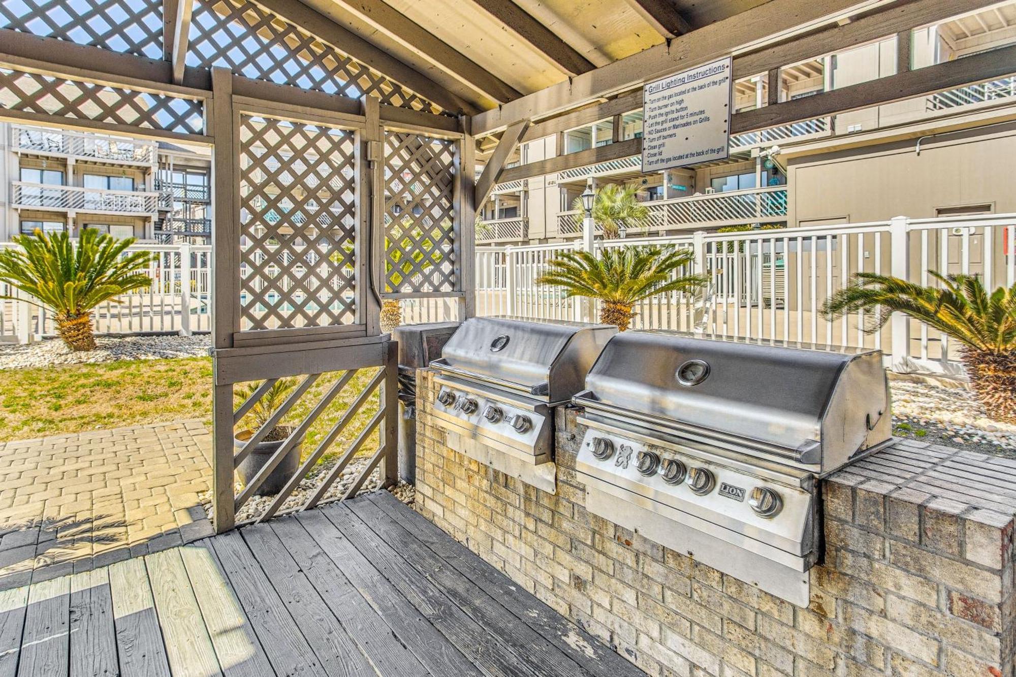 Walk To Ocean With 3 Pools In Myrtle Apartment Myrtle Beach