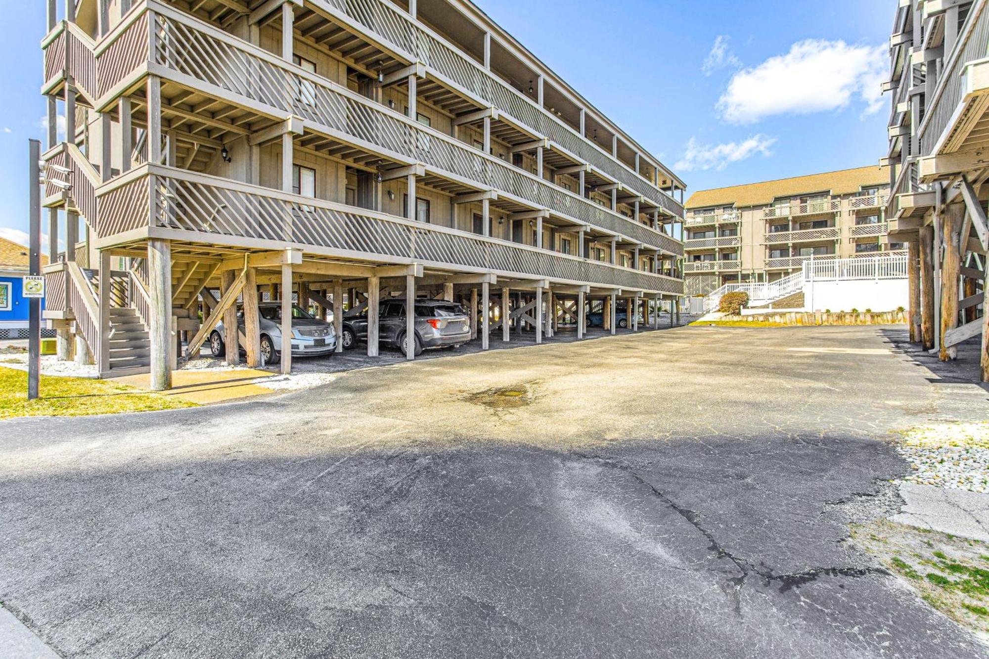 Apartment Walk To Ocean With 3 Pools In Myrtle Myrtle Beach