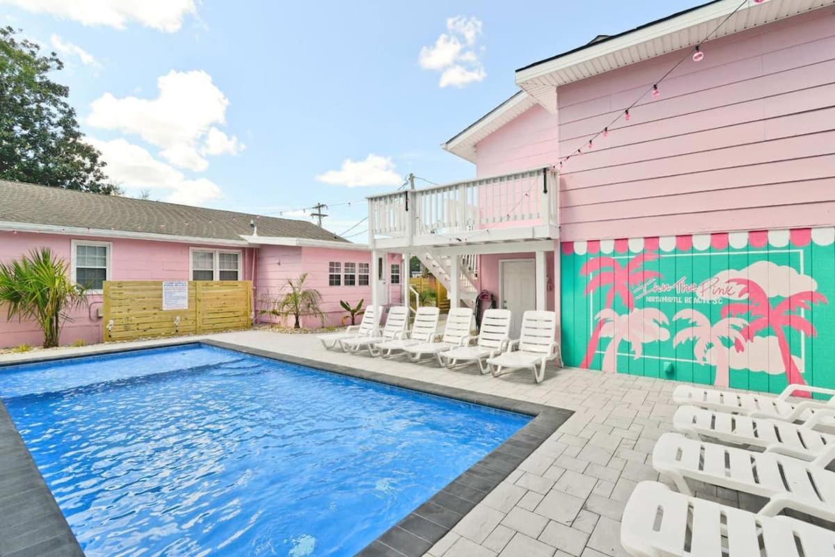 Holiday home Pink Dream Home, Sleeps 22 W Pool, Vanity&game Rms Myrtle Beach