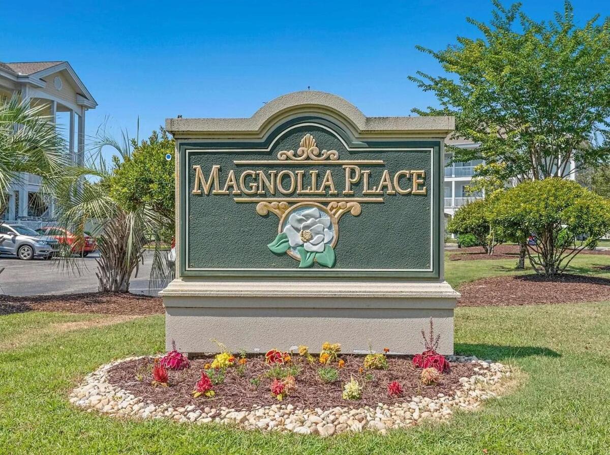 Luxury Golf With Pool Access, Near The Ocean And Broadway At The Beach, *