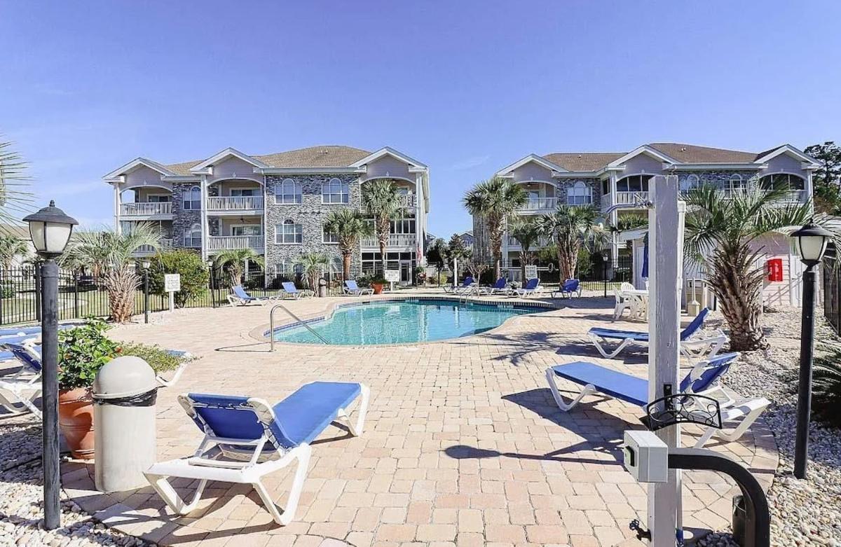 Apartment Luxury Golf With Pool Access, Near The Ocean And Broadway At The Beach,