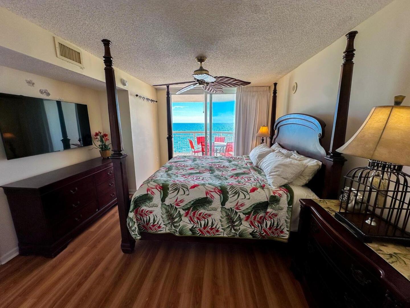 Crescent Shores S 1006 Holiday home *