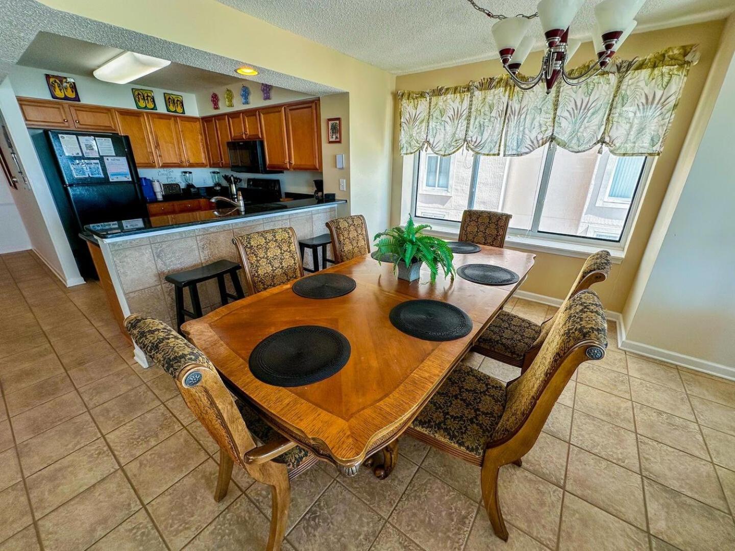 Crescent Shores S 1006