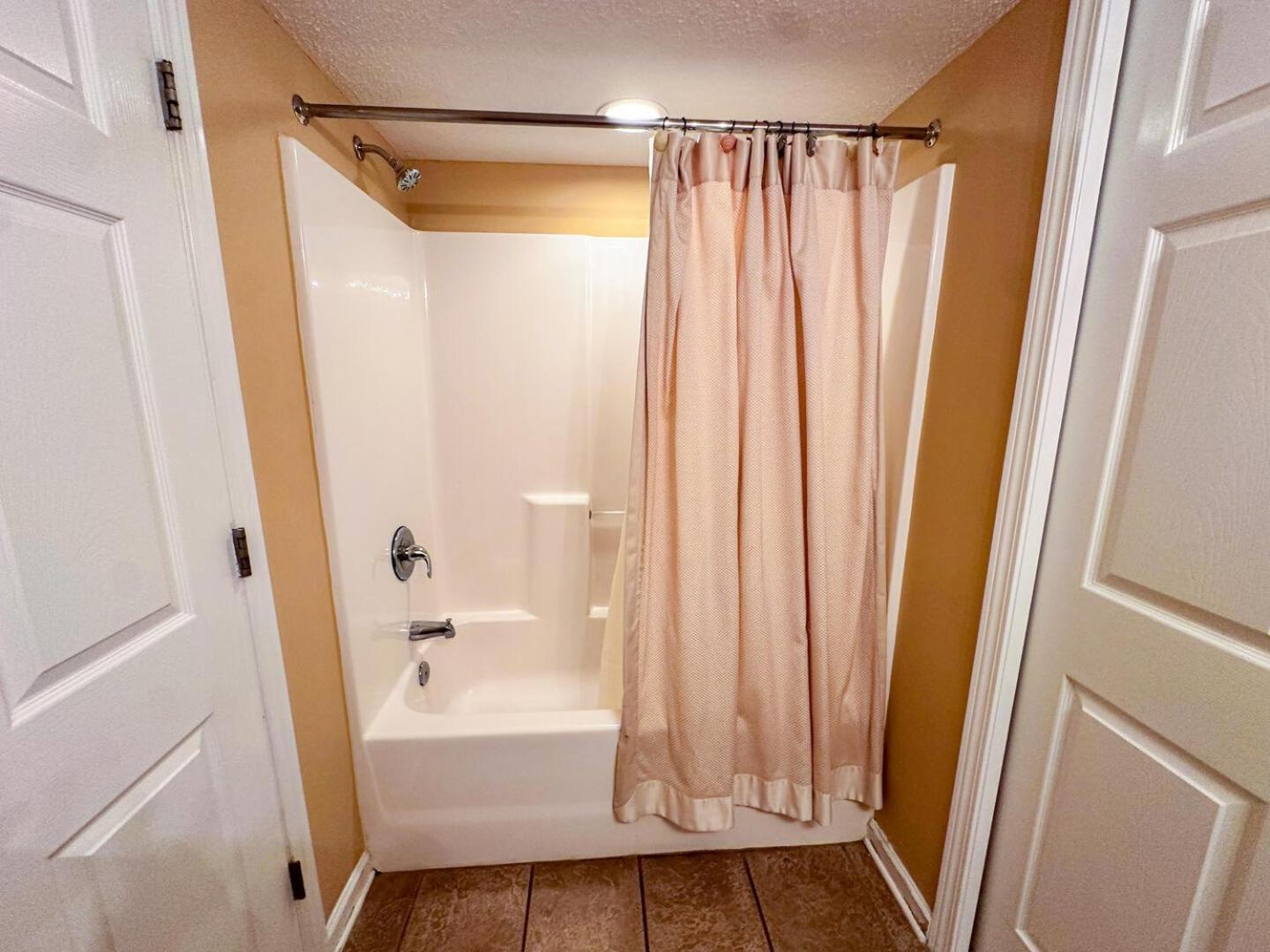 Crescent Shores S 506 *
