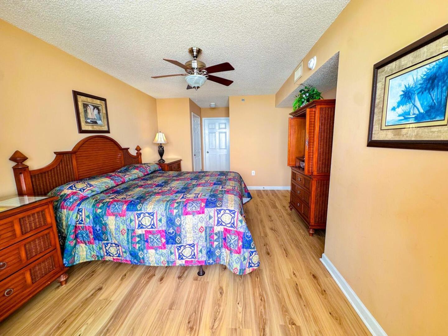 Apartment Crescent Shores S 506