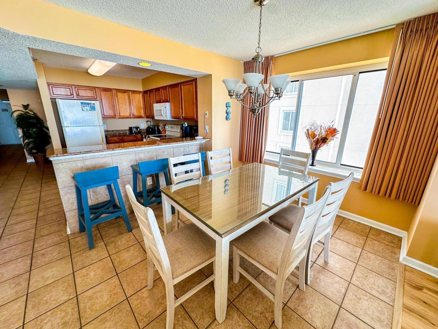Apartment Crescent Shores S 506