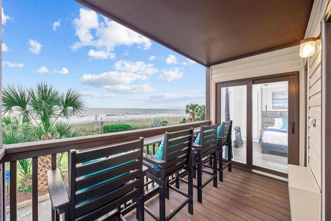 Apartment Modern Escape - Luxury Oceanfront With Pool - Guest Concierge And Amenities *