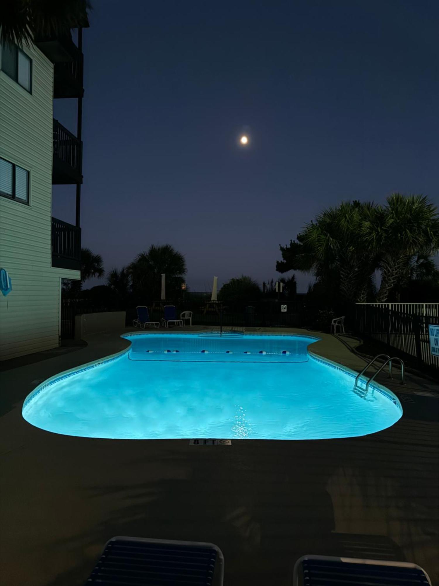 Modern Escape - Luxury Oceanfront With Pool - Guest Concierge And Amenities Myrtle Beach