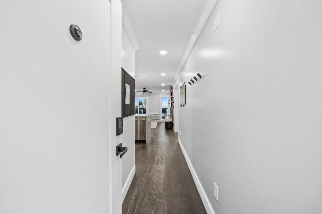 Modern Escape - Luxury Oceanfront With Pool - Guest Concierge And Amenities