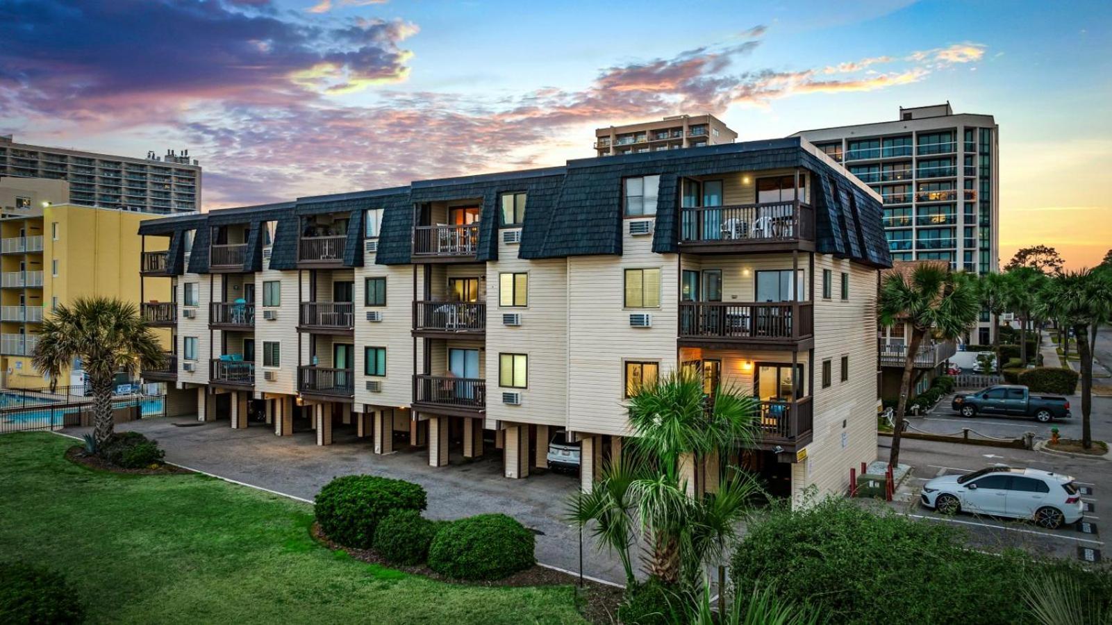 Modern Escape - Luxury Oceanfront With Pool - Guest Concierge And Amenities