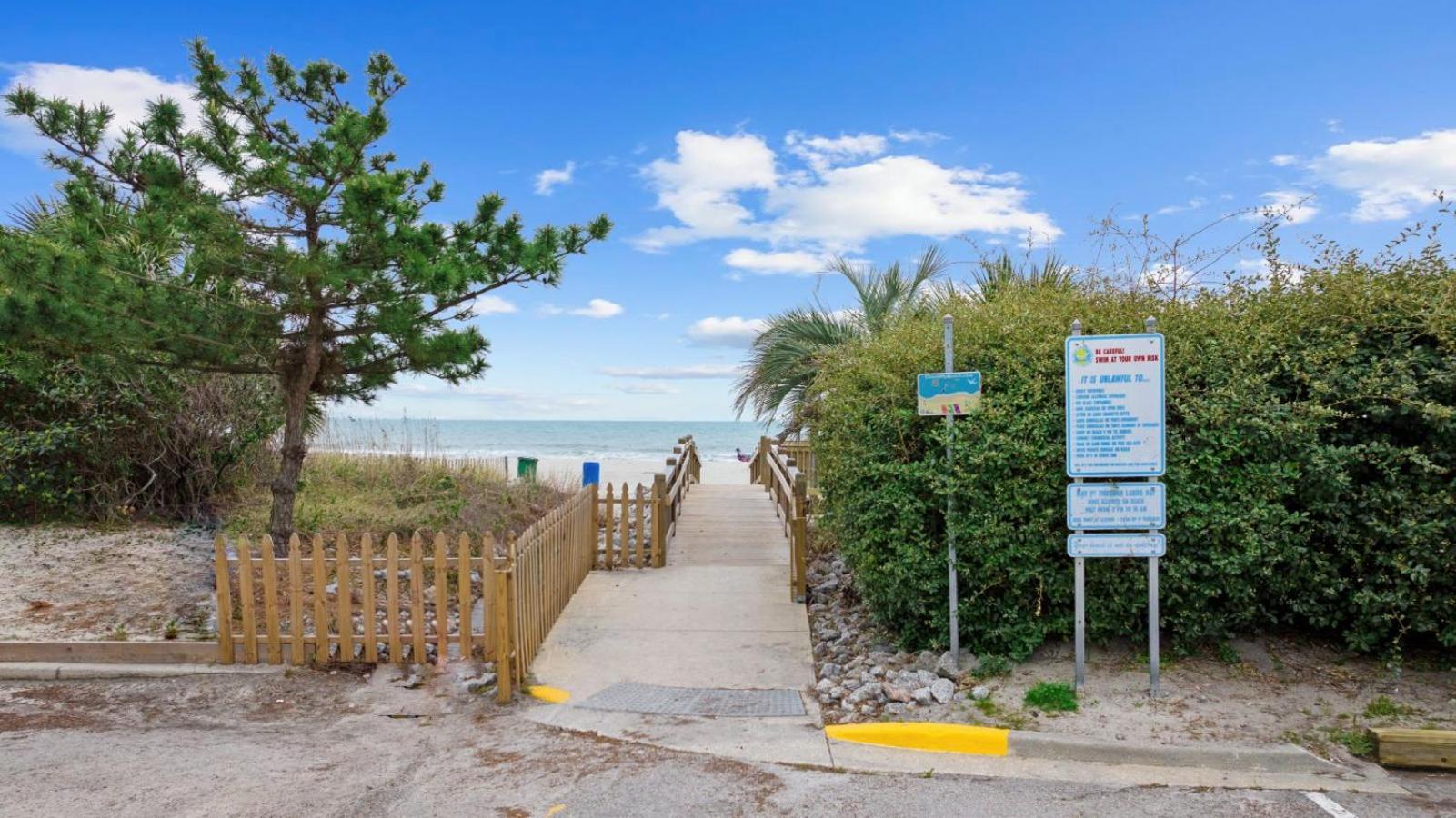 Modern Escape - Luxury Oceanfront With Pool - Guest Concierge And Amenities Apartment Myrtle Beach