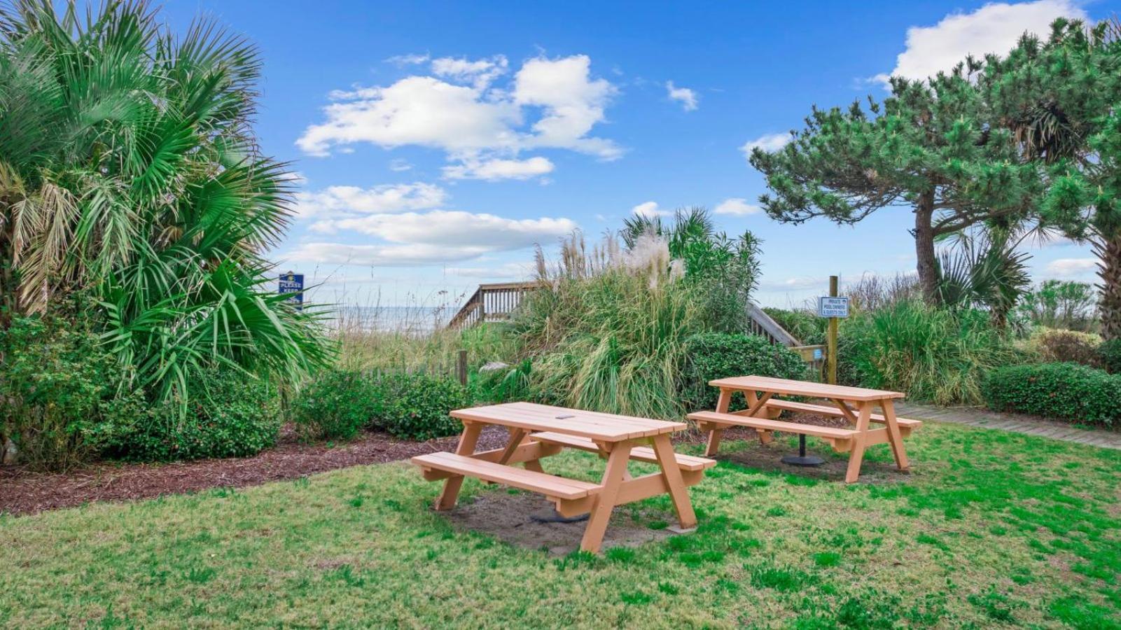 Apartment Modern Escape - Luxury Oceanfront With Pool - Guest Concierge And Amenities Myrtle Beach