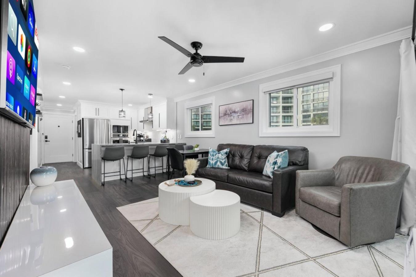 Modern Escape - Luxury Oceanfront With Pool - Guest Concierge And Amenities *