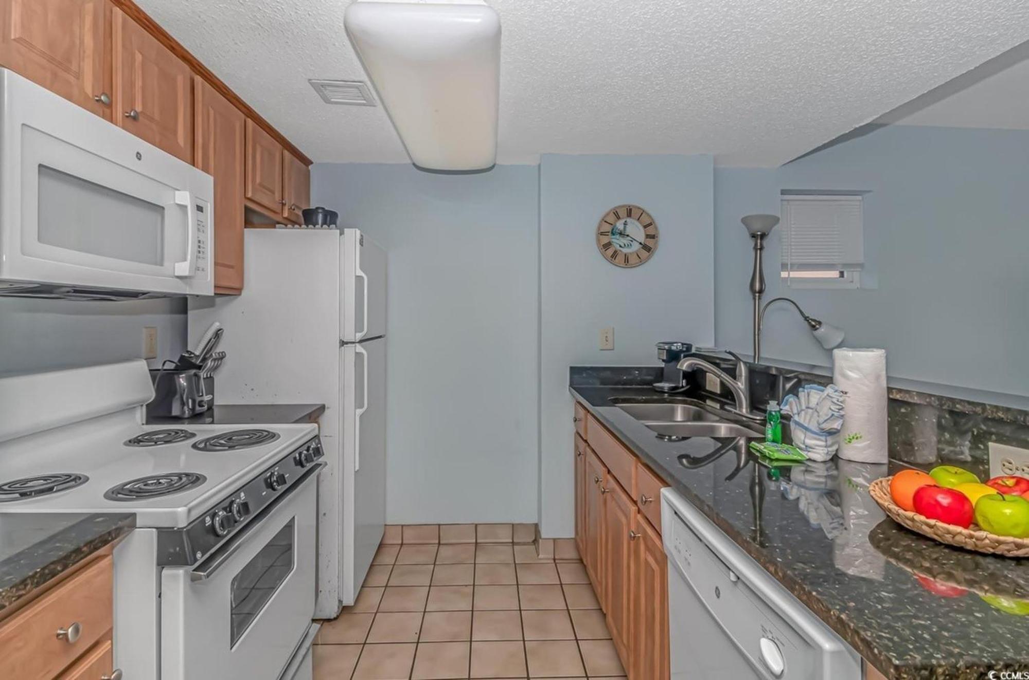 2br At Atlantica Apartment *