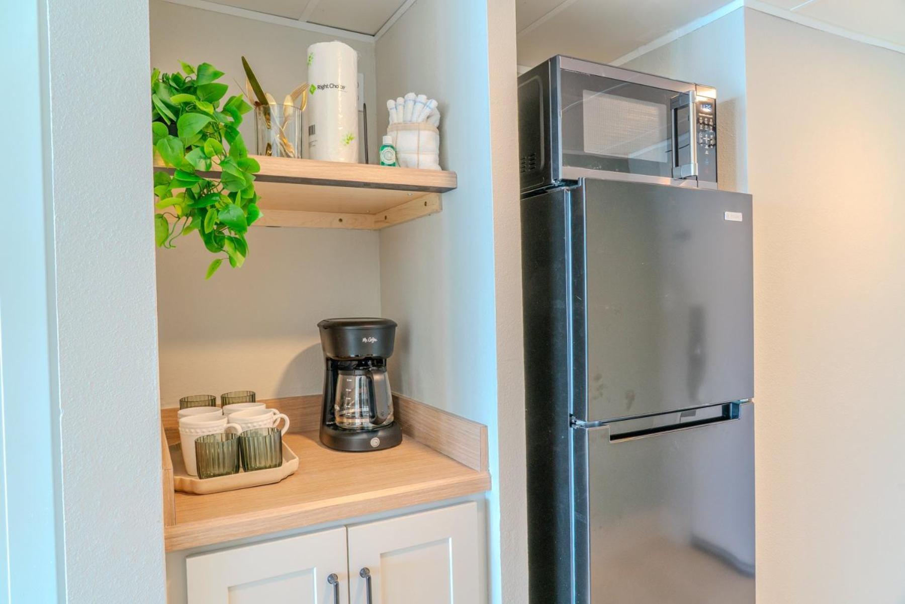 Oceanfront Double Queen At Ocean Reef Resort! Unit 508 Holiday home *