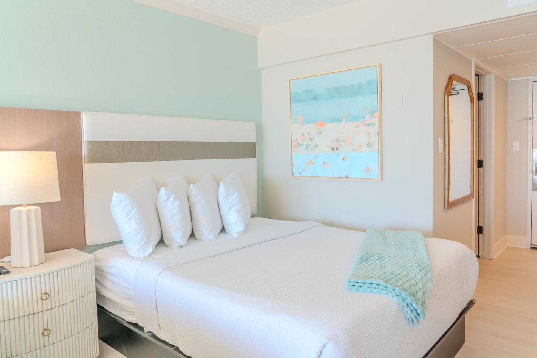 2 Bedroom Oceanfront With Separate Entrances! Ocean Reef 50&509 Holiday home Myrtle Beach