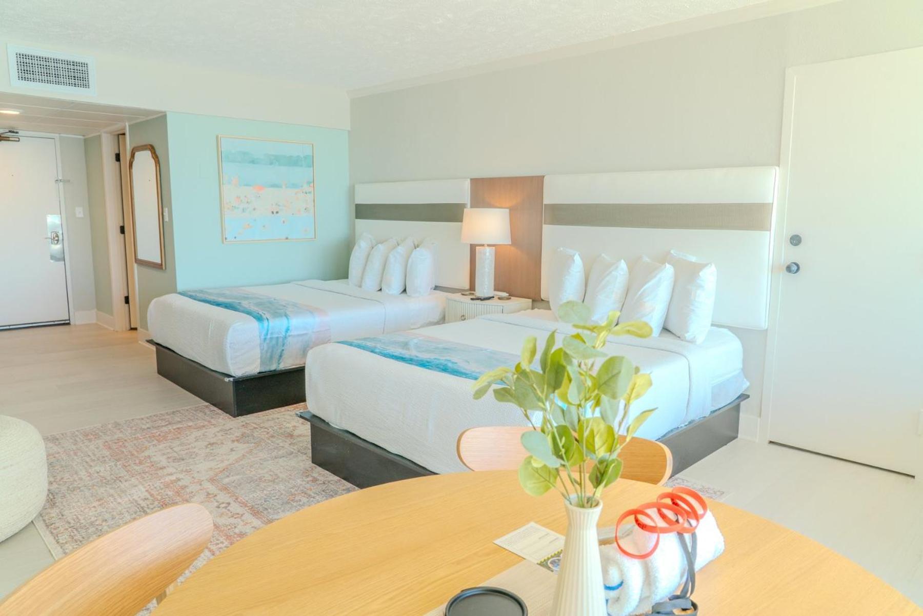 2 Bedroom Oceanfront With Separate Entrances! Ocean Reef 50&509 * Myrtle Beach