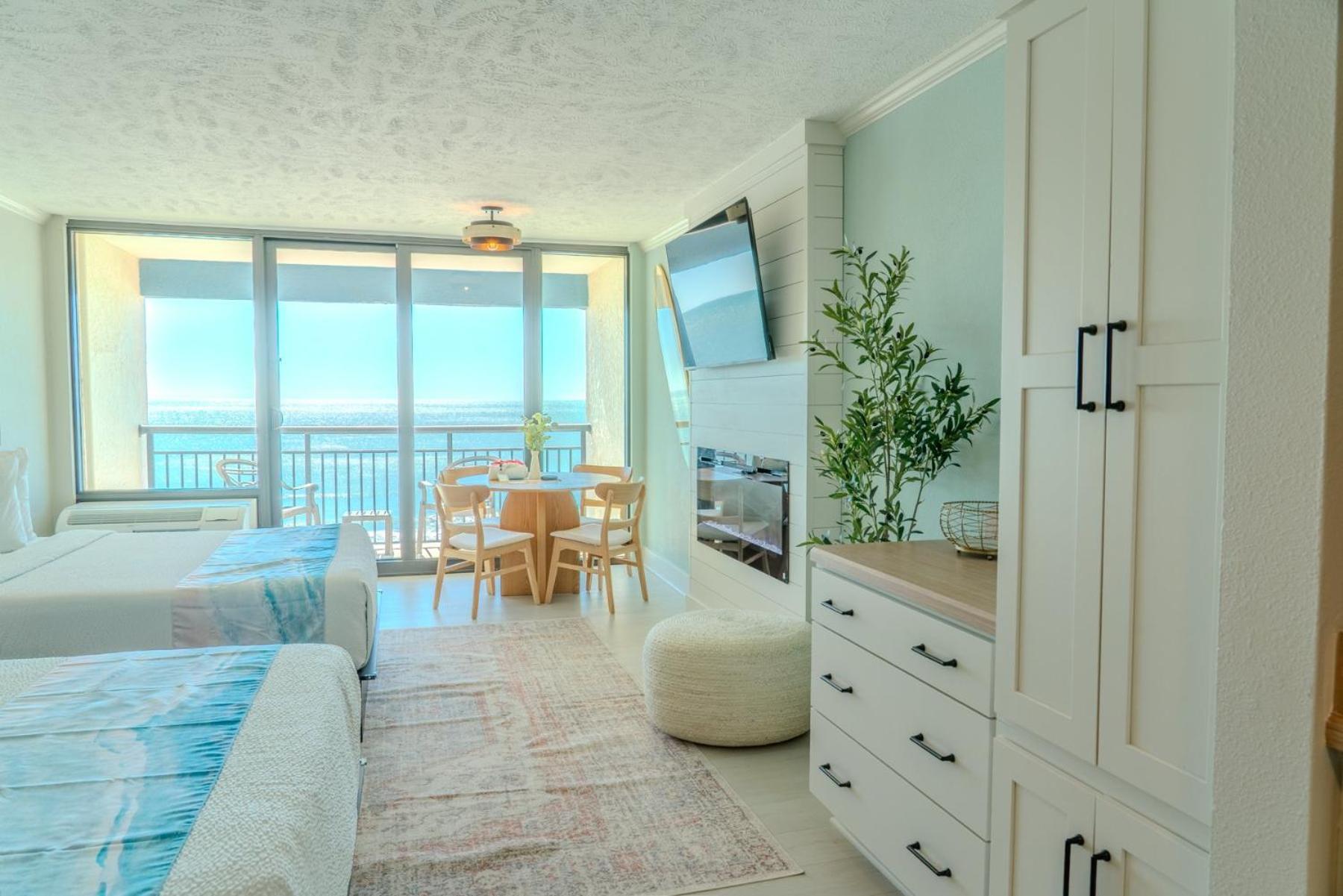 2 Bedroom Oceanfront With Separate Entrances! Ocean Reef 50&509 Myrtle Beach
