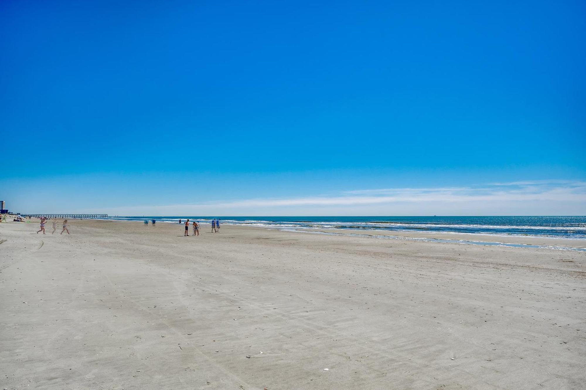 Fishtales Modern Oceanfront End Unit W Pool Myrtle Beach