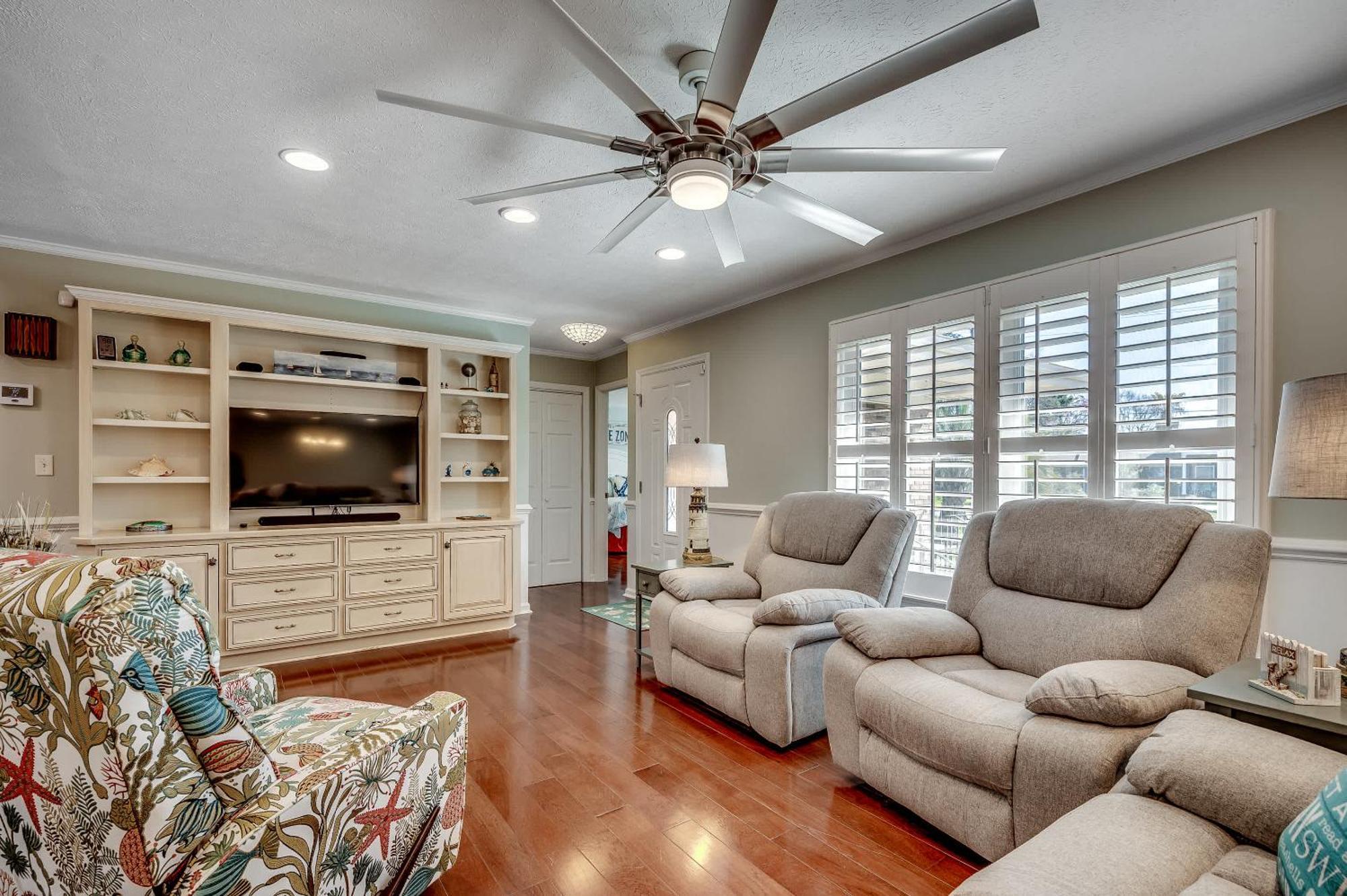 Tipsy Turtle Pet Friendly Family House * Myrtle Beach