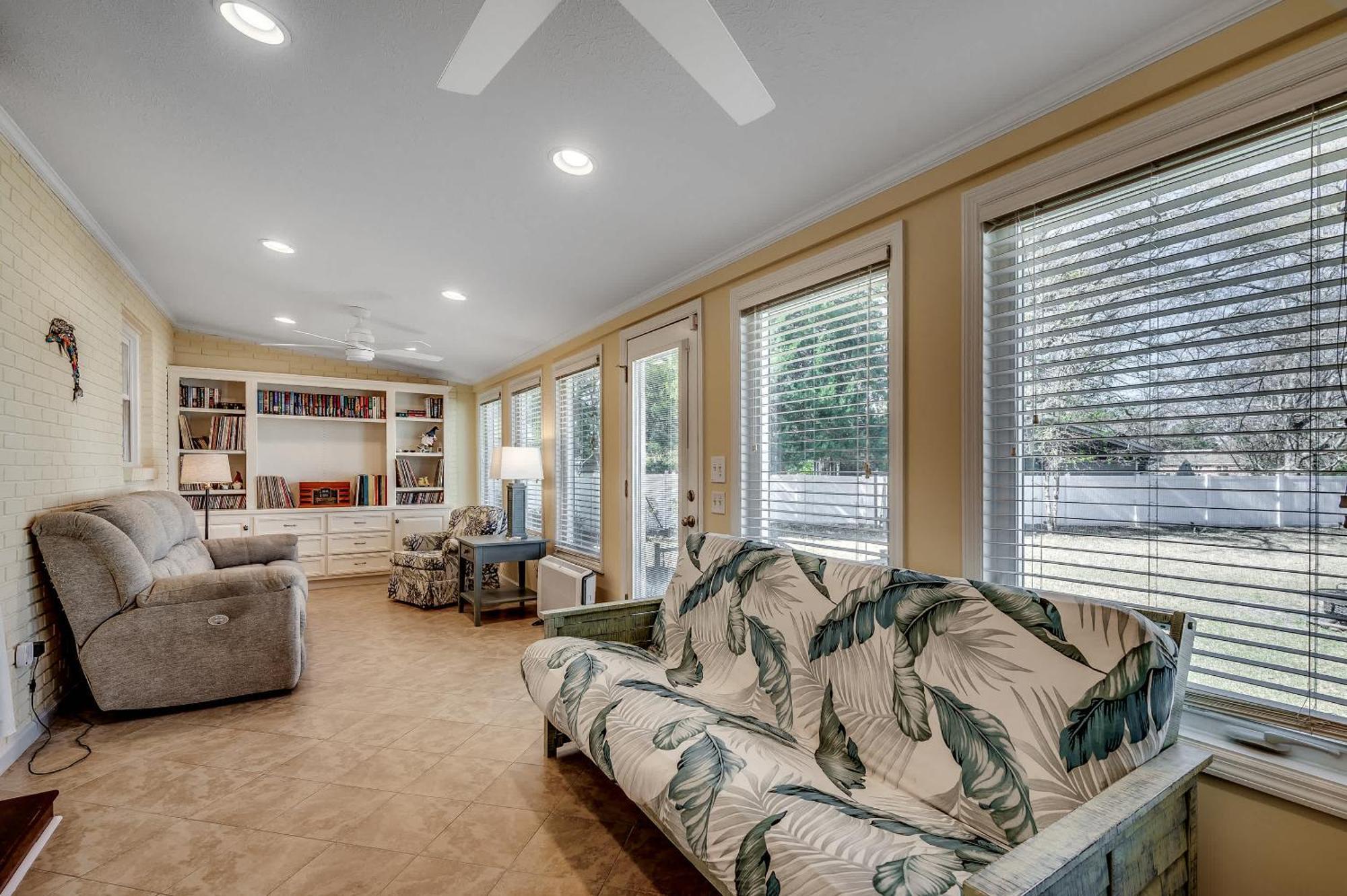 Tipsy Turtle Pet Friendly Family House Holiday home Myrtle Beach