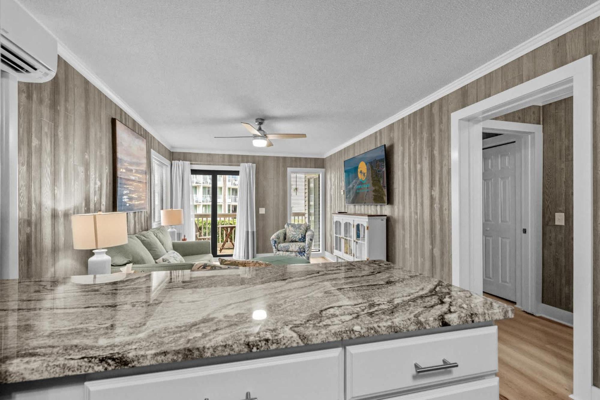 Ocean Fores E103 - Oceanview Apartment