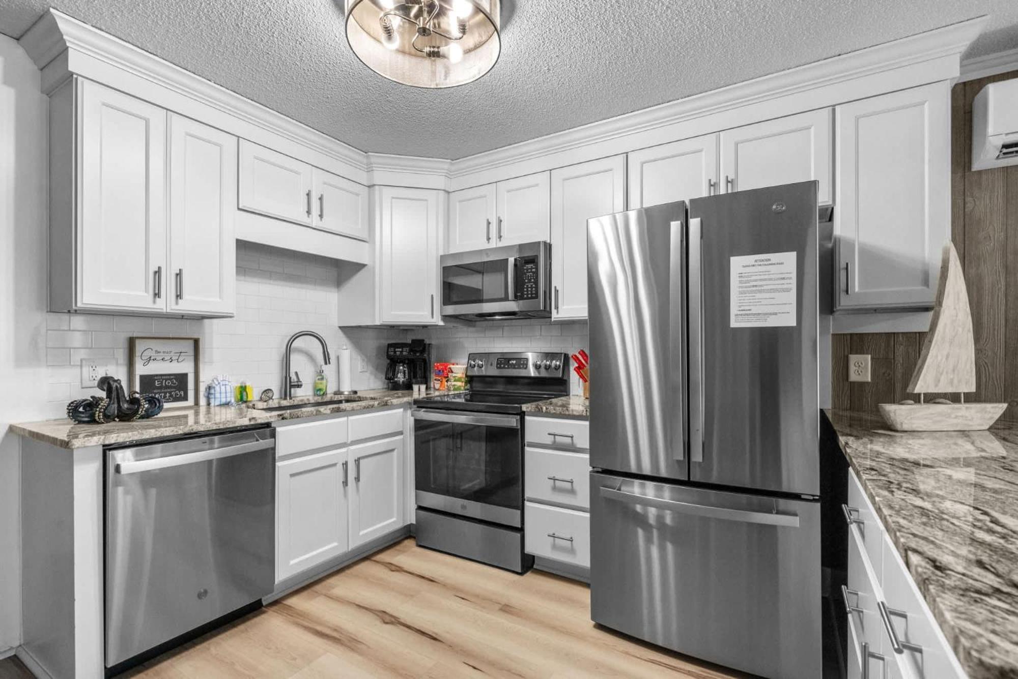 Ocean Fores E103 - Oceanview Apartment *