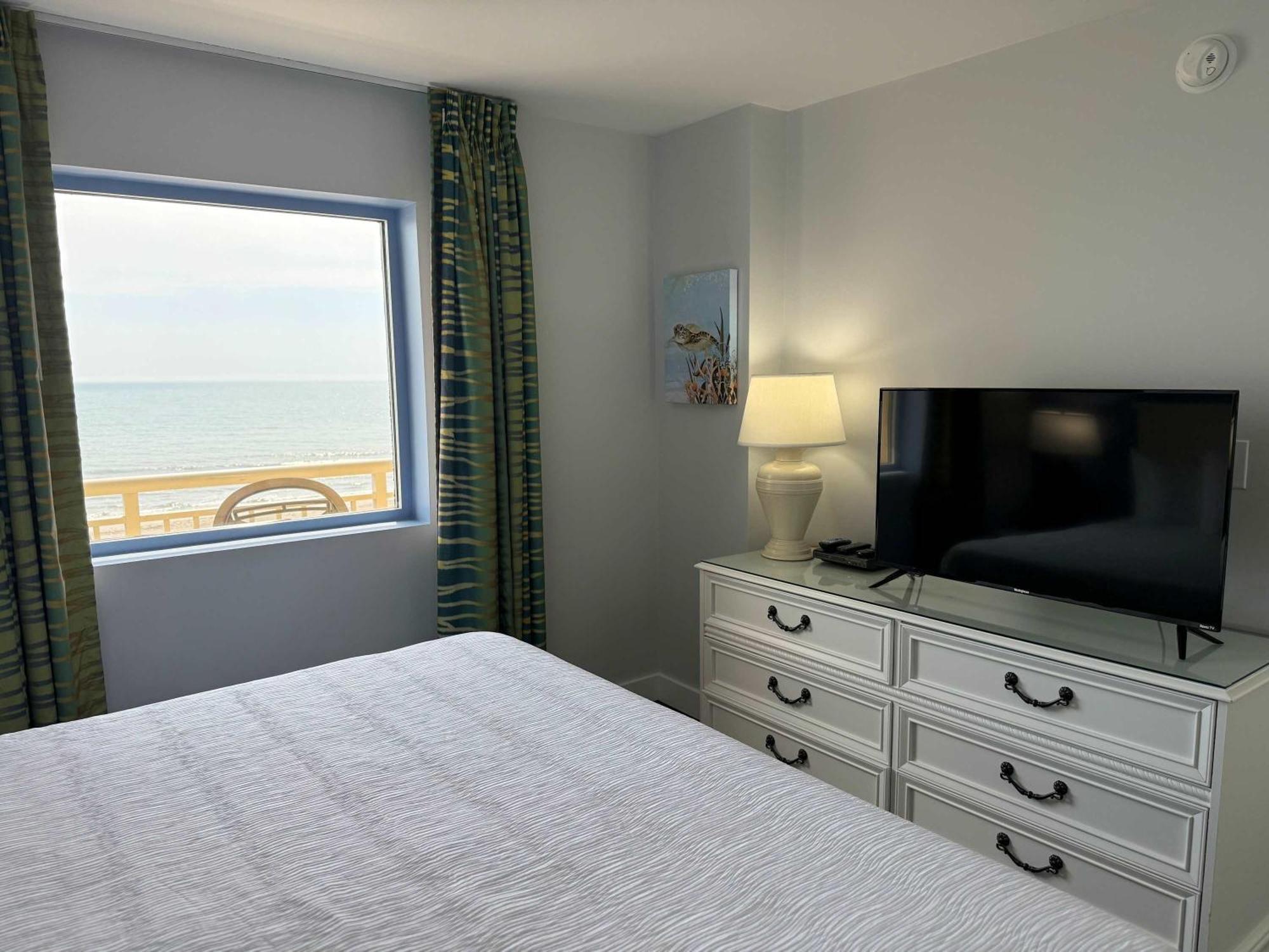 Holiday home New Oceanfront 2br2ba - Camelot 411 Myrtle Beach