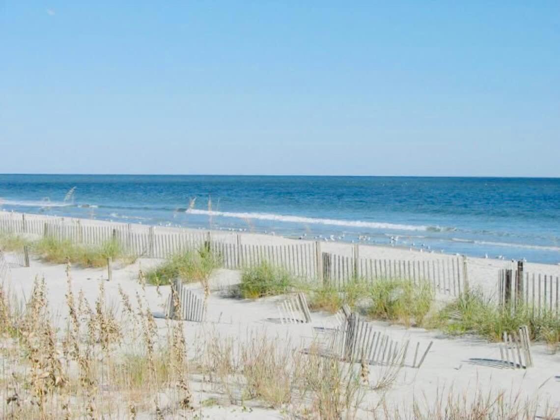 #a Cozy In Surfside *