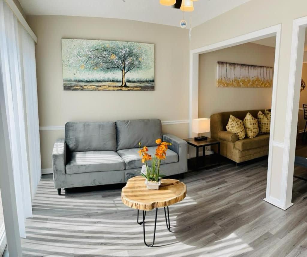 #c Beautiful At The Surfside Area #c Apartment *