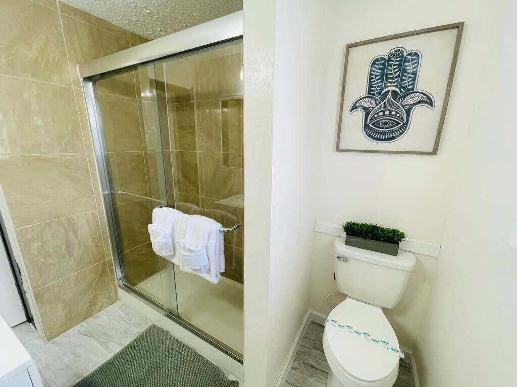 #5 Awesome 3 Bedroom Minutes From The * Myrtle Beach
