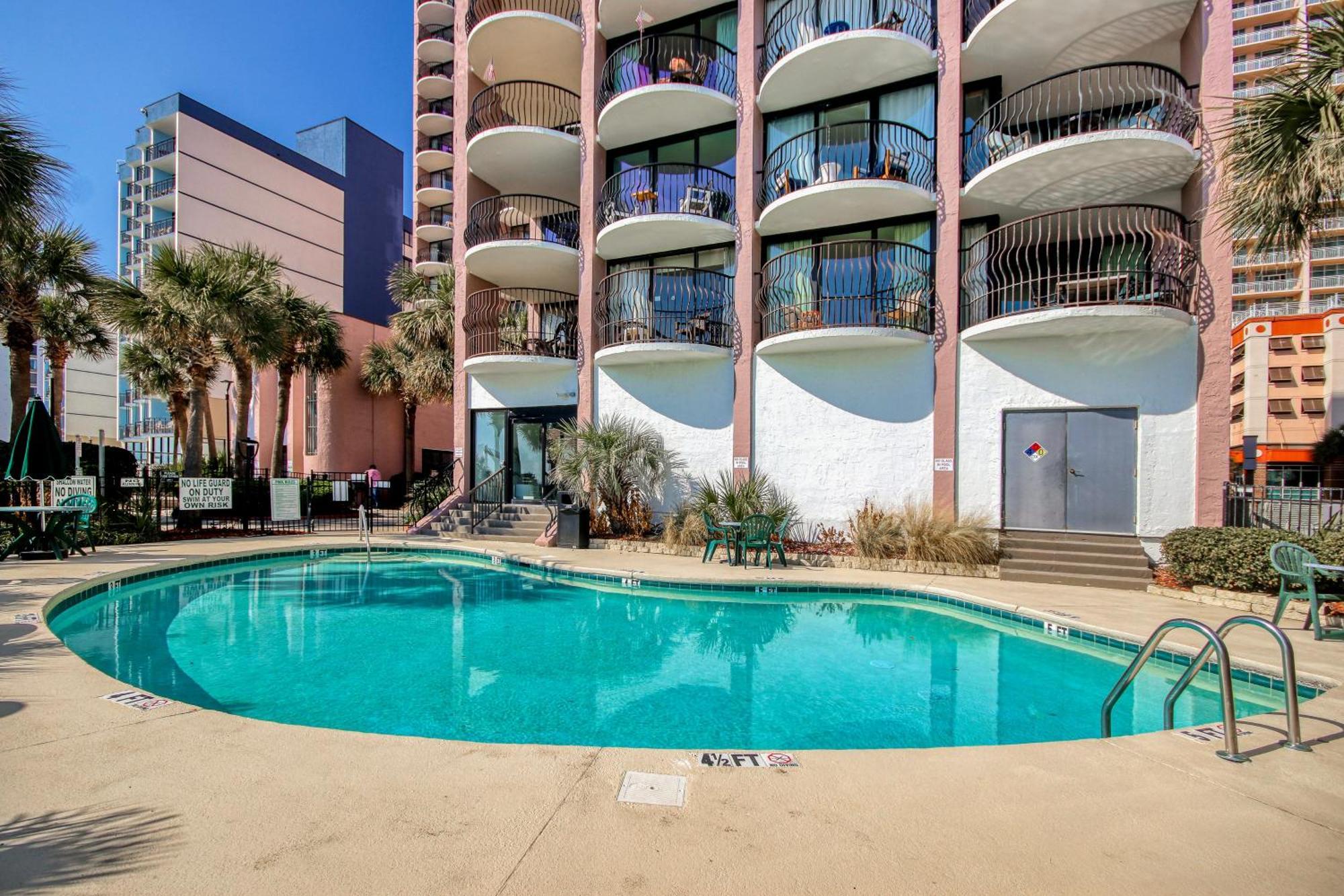 Apartment Palms 905