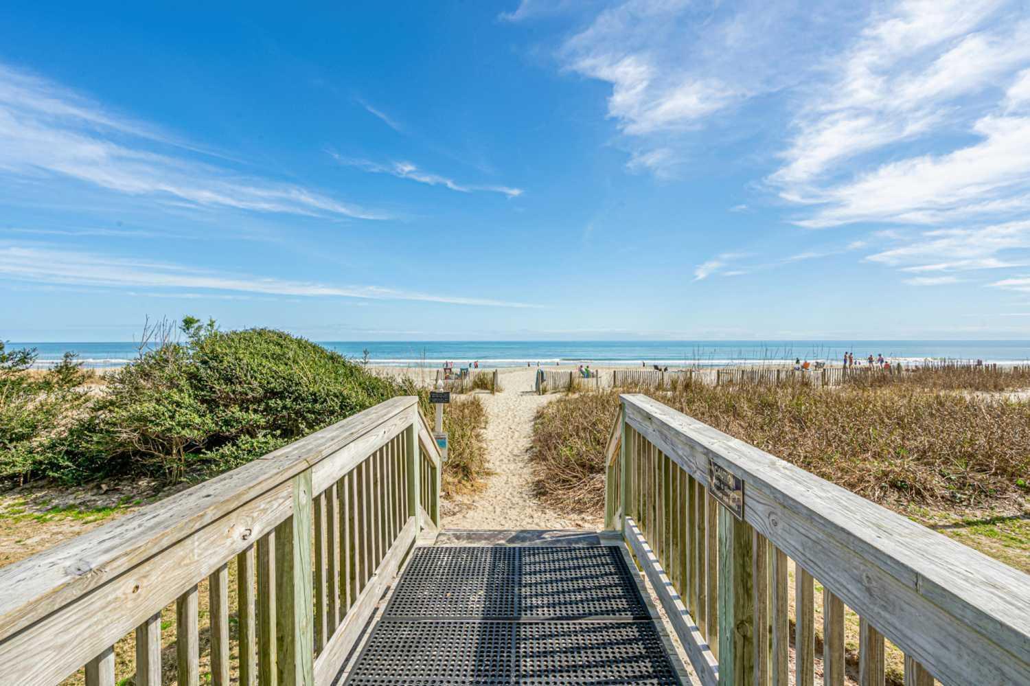 Compass Cove 759 - Oceanfront Holiday home