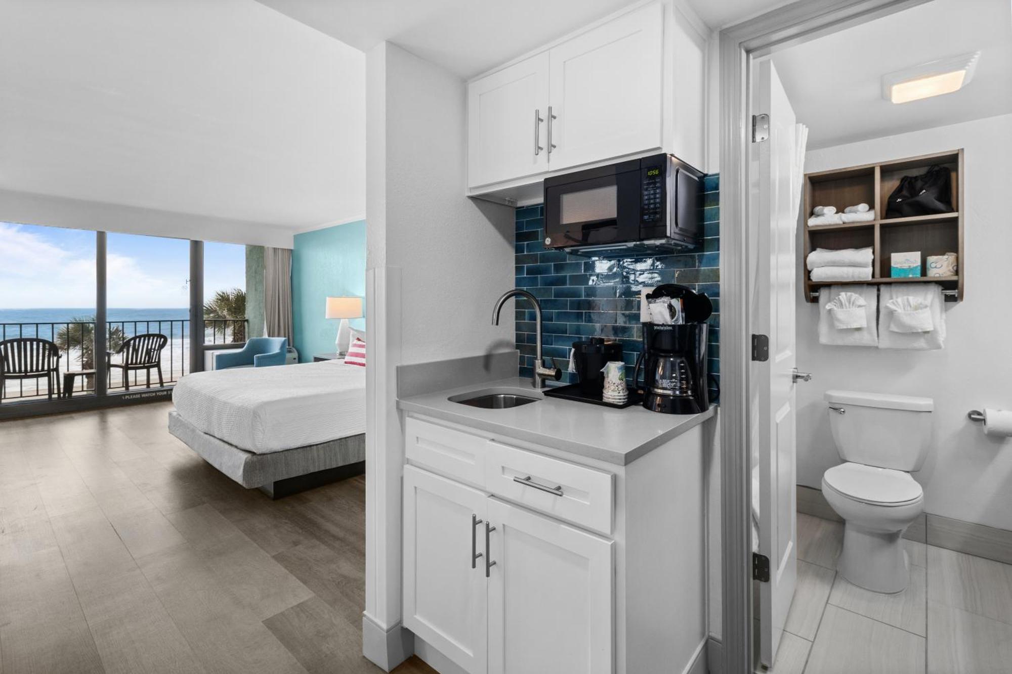 Resort Compass Cove
