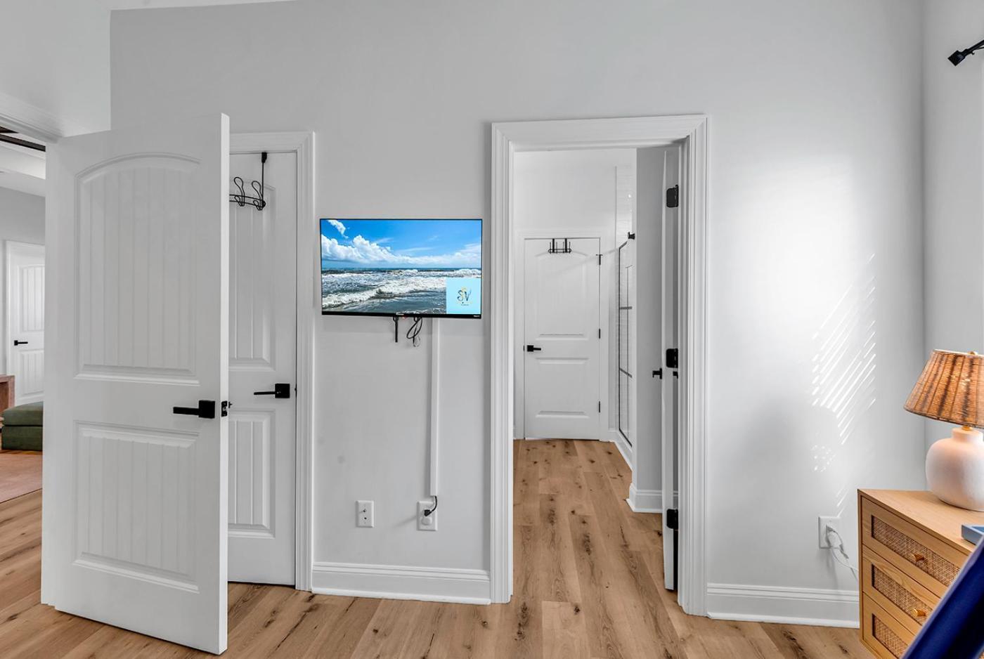 2minstobeach - Heatedpvtpool - Gear - Games Galore Apartment *