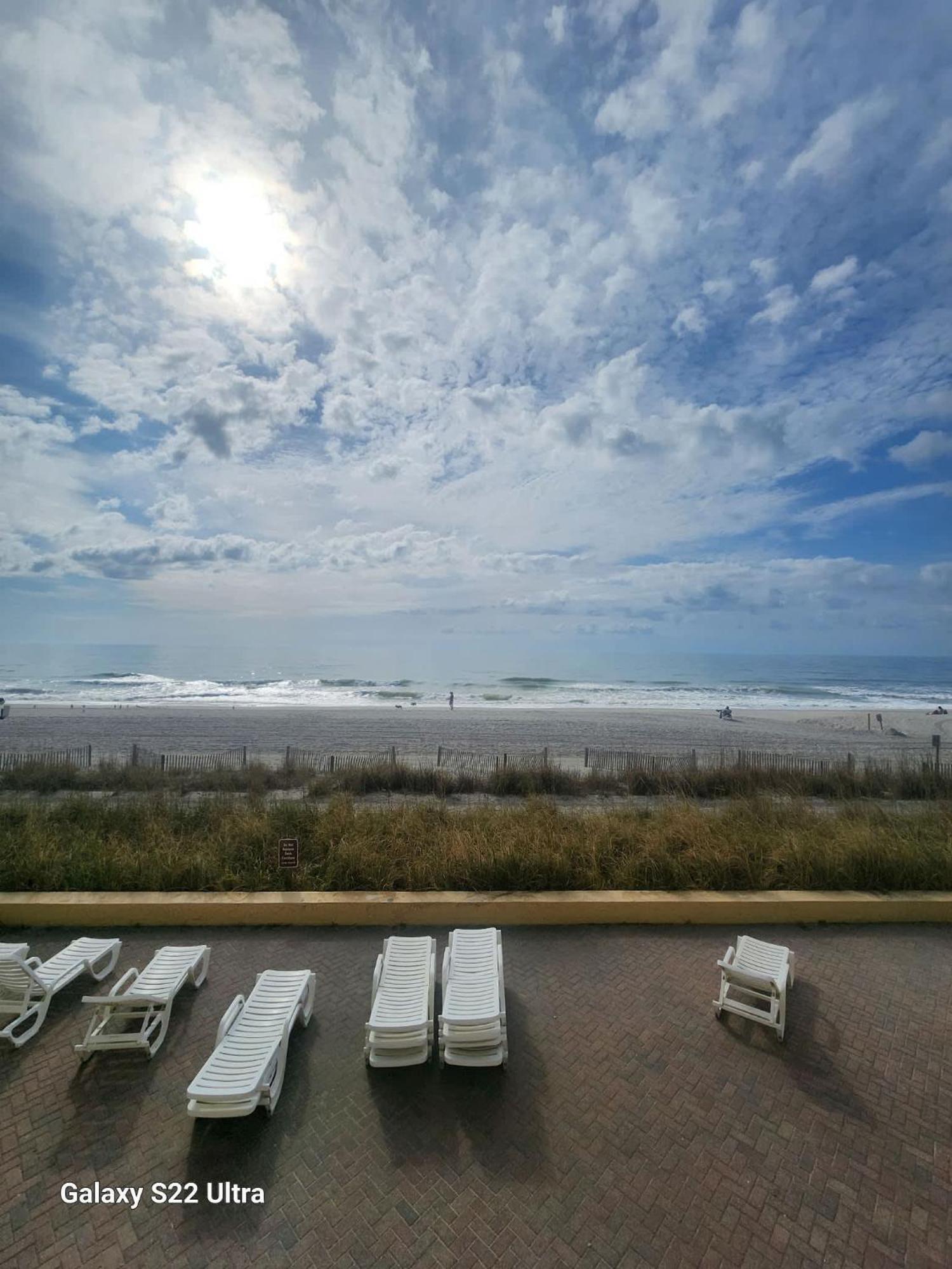 Apartment Oceanfront Efficiency T203 Myrtle Beach