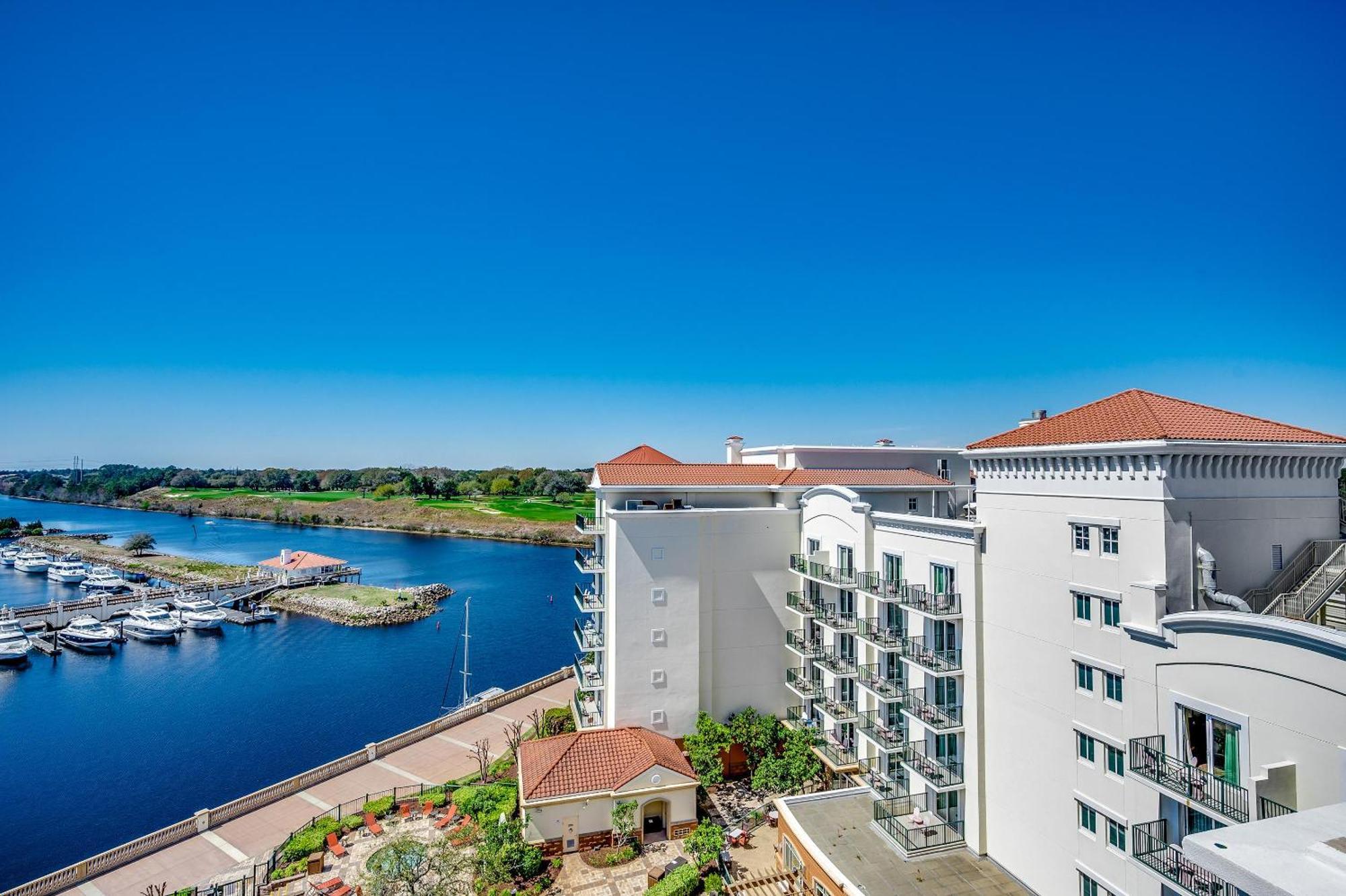 The Marina 7-805