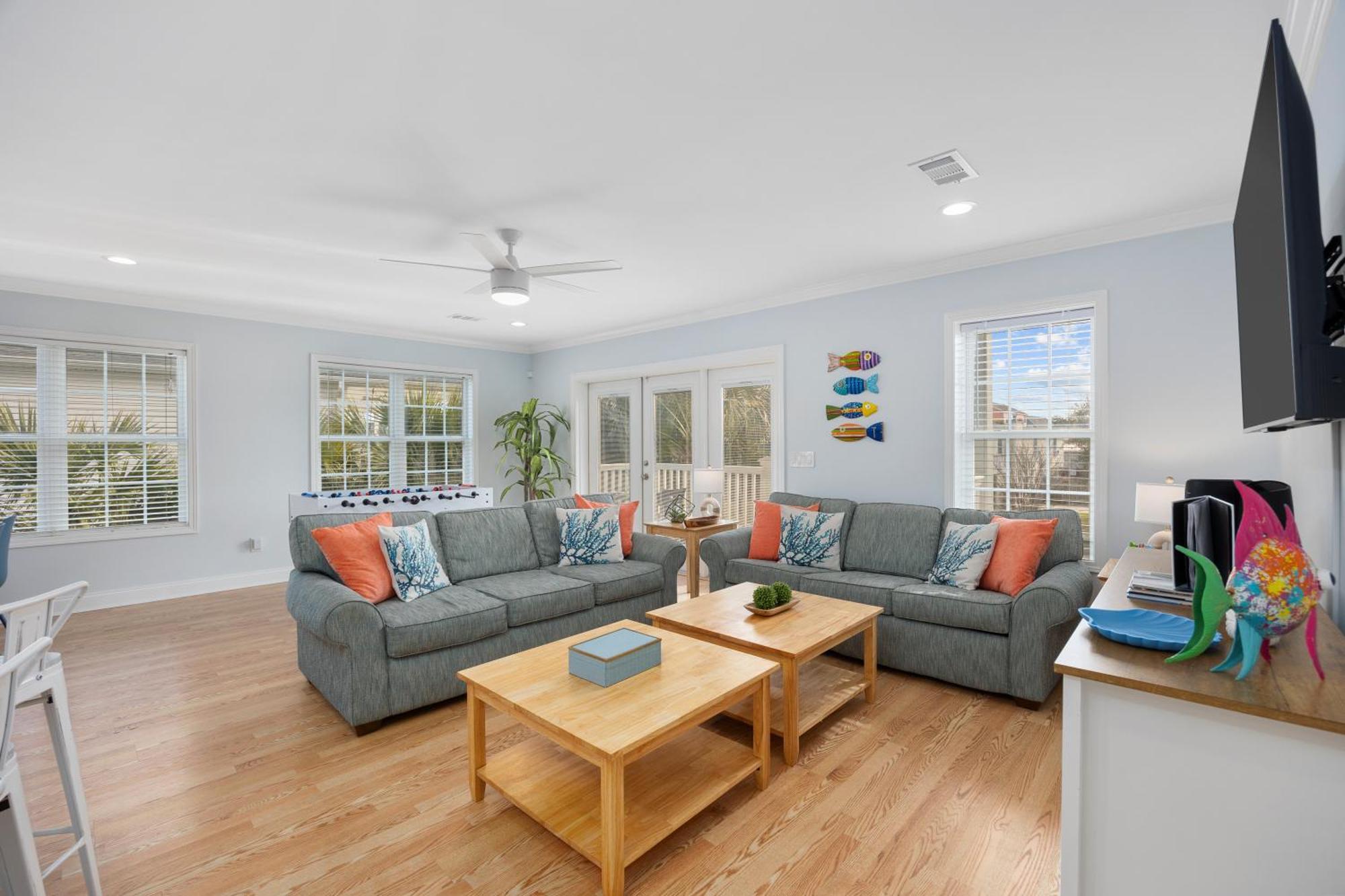 Holiday home Spacious - 2minwalktobeach - Heatedpvtpool - Beachgear - Gamesgalore