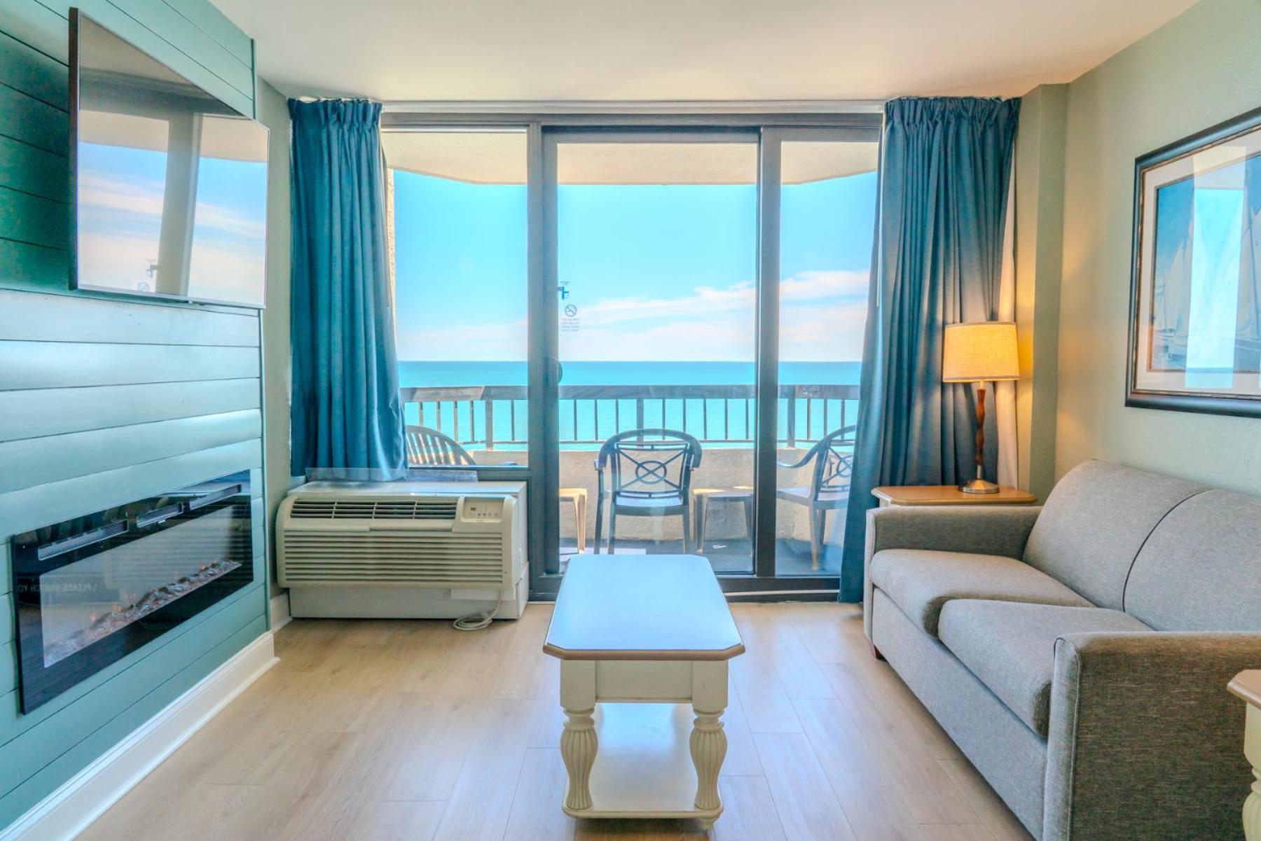 Holiday home Oceanfront 1br Suite! Perfect For 8 Guests!- Pinnacle Tower 1456 *