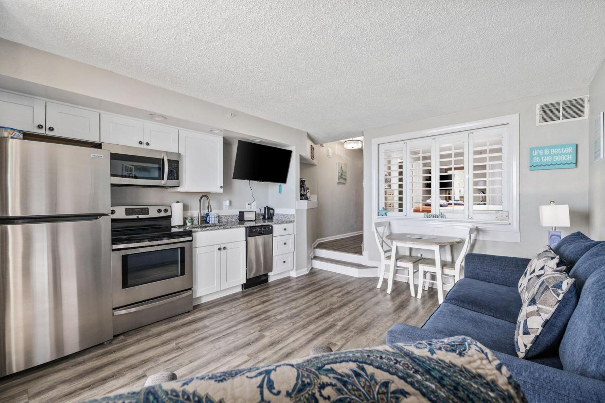 Cozy Oceanfront Pool Free Tickets M124 * Myrtle Beach