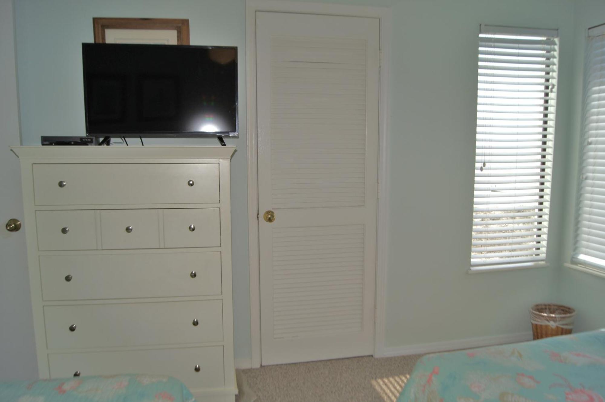 Holiday home Sea Cloisters 305c *