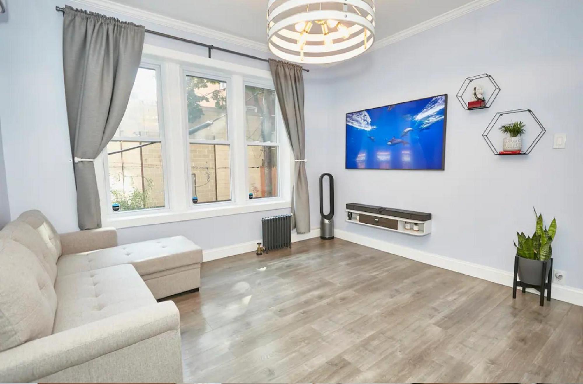Coastal Jennings Apartment