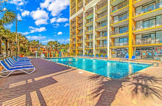 Updated 1 Bedroom Condo-spectacular Oceanfront Views! Caravelle 838 Holiday home