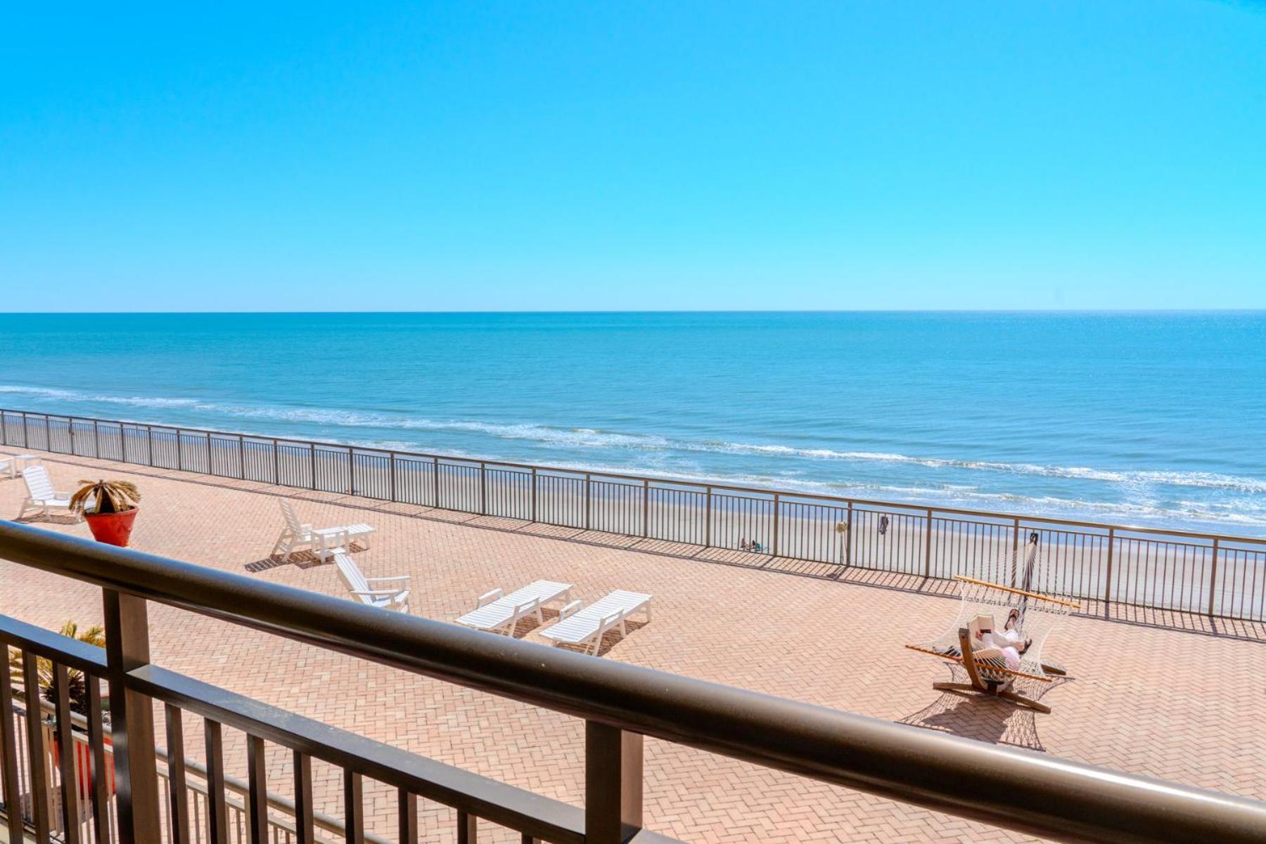 Updated 1 Bedroom Condo-spectacular Oceanfront Views! Caravelle 838 Holiday home *