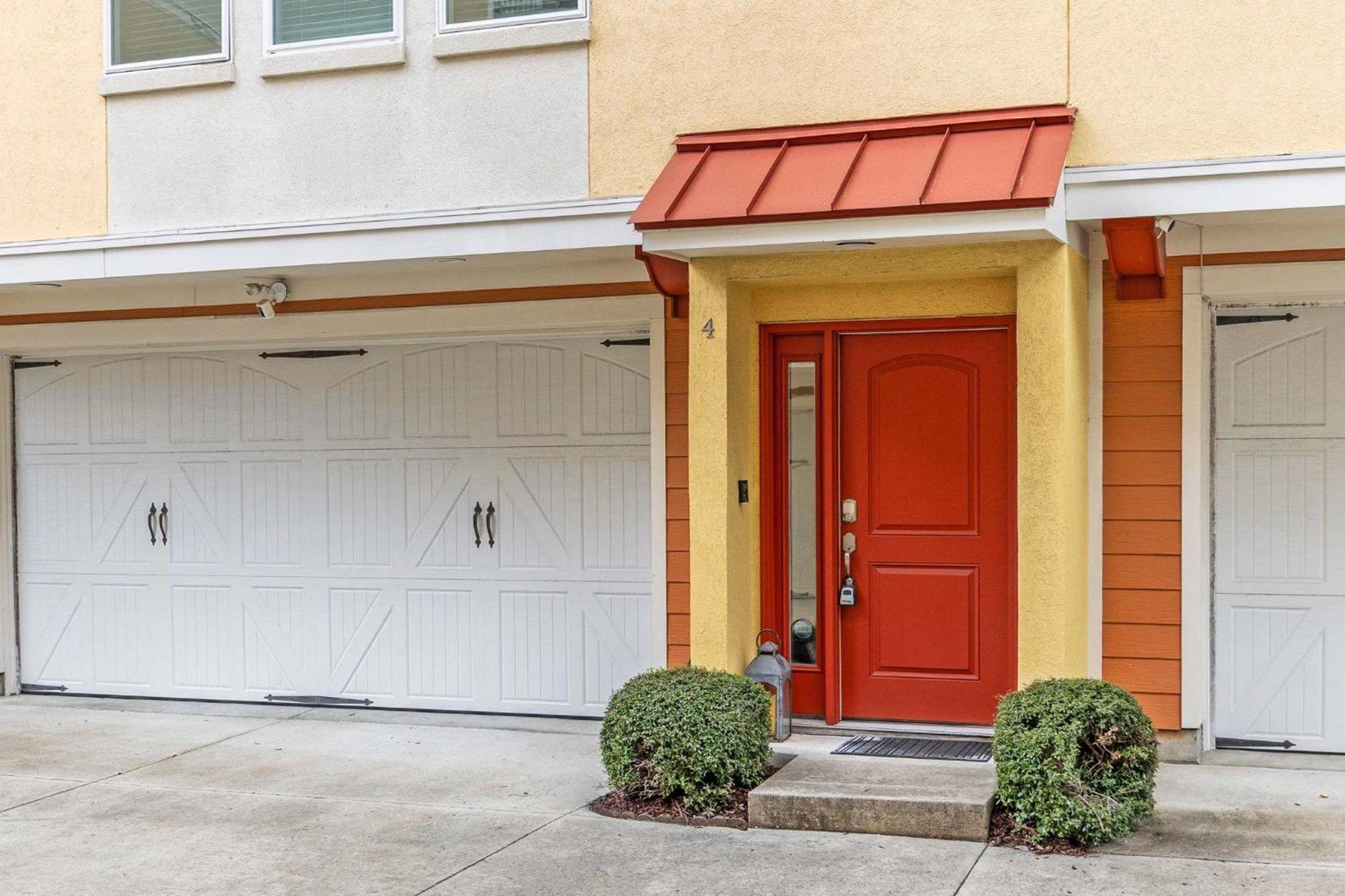 3br 3ba Townhouse One Block From The Myrtle Beach