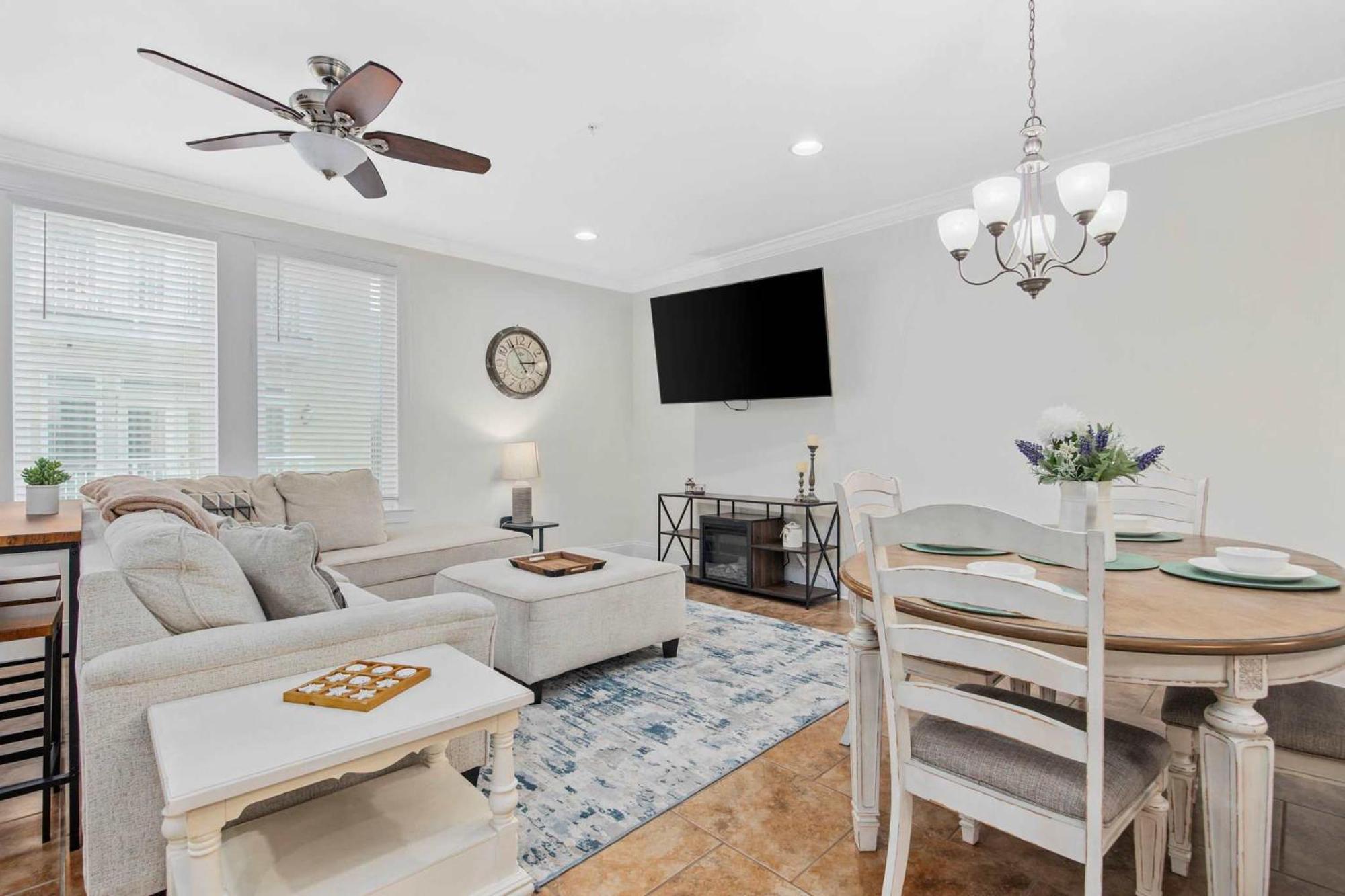 3br 3ba Townhouse One Block From The Myrtle Beach